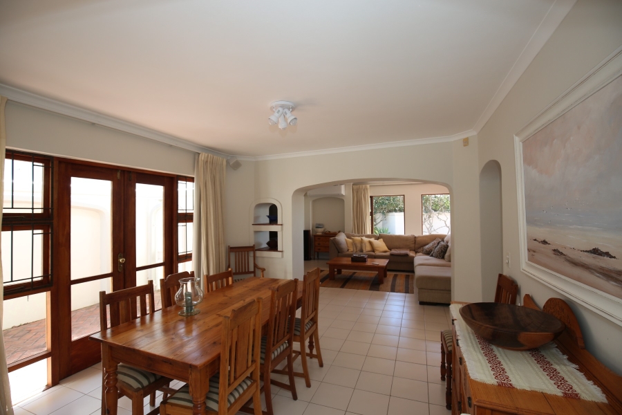 4 Bedroom Property for Sale in Bowtie Western Cape